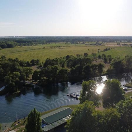 Camping Belle Riviere Chaniers 외부 사진