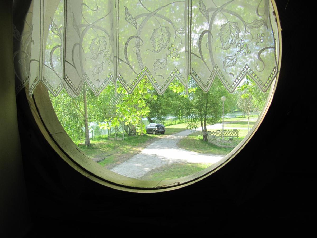 Camping Belle Riviere Chaniers 외부 사진