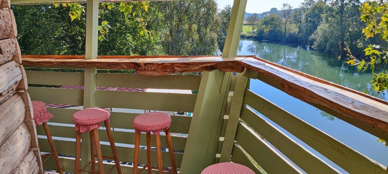 Camping Belle Riviere Chaniers 외부 사진