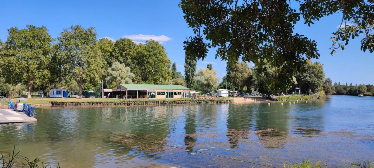 Camping Belle Riviere Chaniers 외부 사진